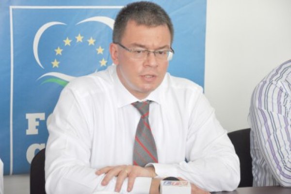 MRU: Singurul viitor al dreptei este un mare partid centru-dreapta